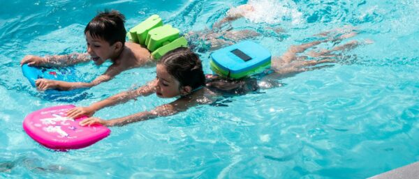 Cours de Natation pour Enfants à Marseille