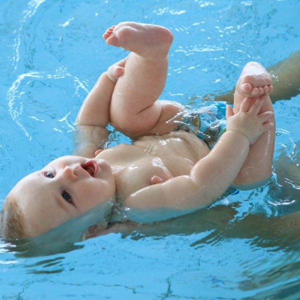 cours-particuliers-de-natation-bebes-nageurs-a-domicile